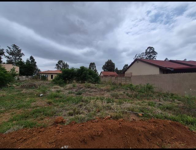 985M² VACANT LAND SOLD IN UNITAS PARK